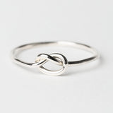 R404 - Knot Ring
